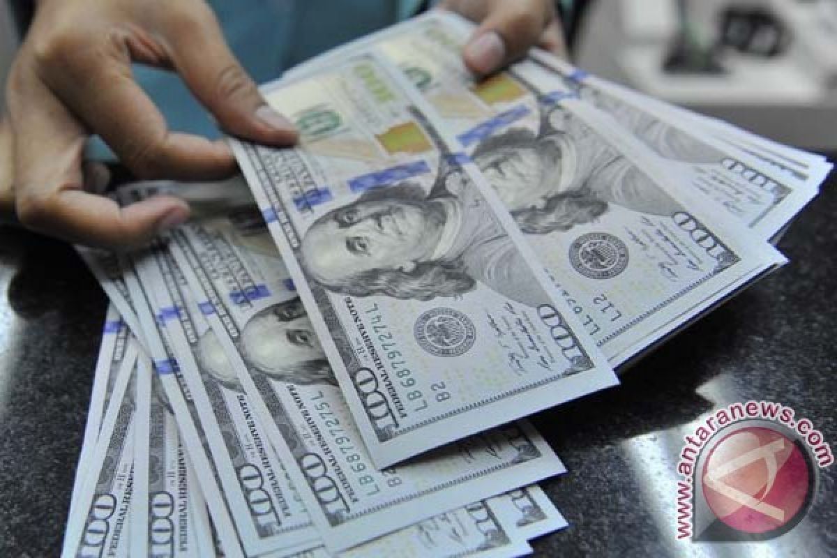 Rupiah Senin Sore Menguat ke Posisi Rp13.301