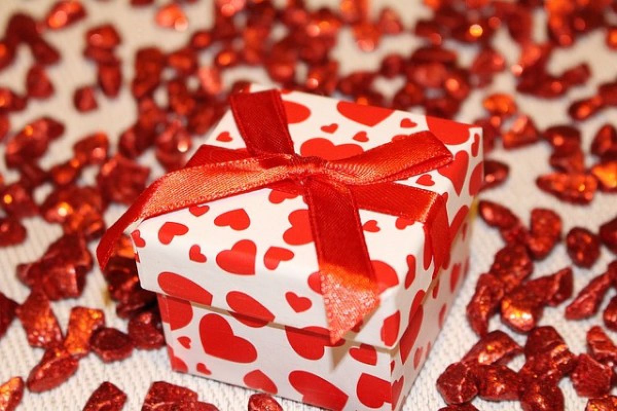 Berikut rekomendasi hadiah Hari Valentine berdasarkan bulan lahir