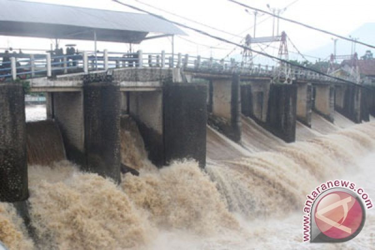 Ketinggian Air Bendung Katulampa Naik Namun Masih Siaga Tiga Banjir