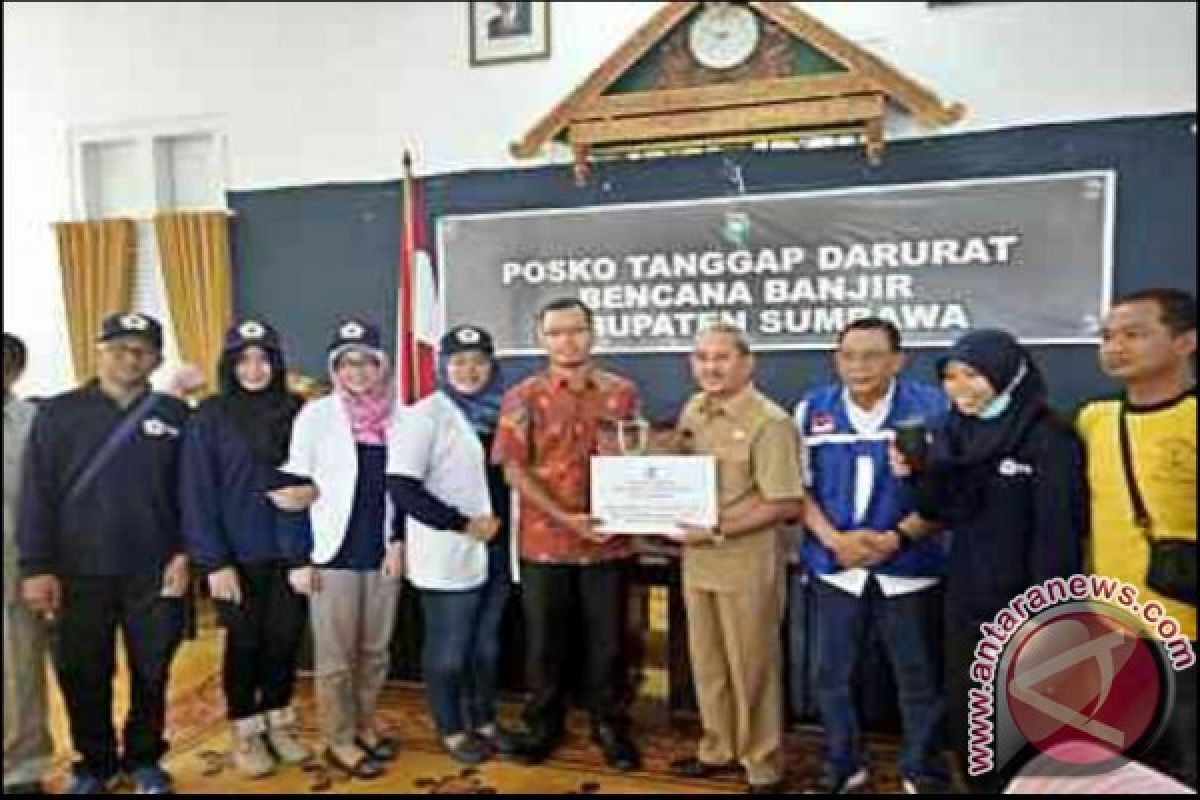 Wali Kota Surabaya Kirim Bantuan ke Sumbawa 