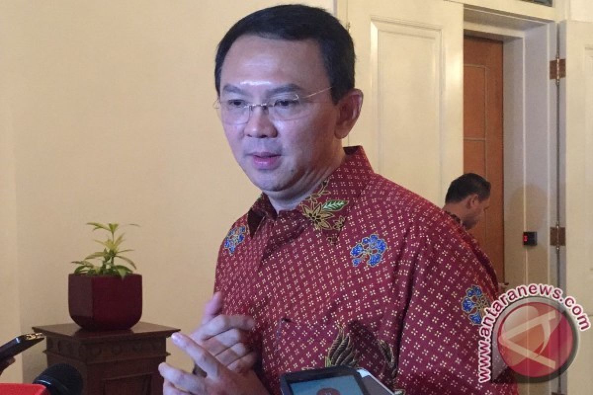 "Sudahlah Enggak Usah Ngomong Politik," kata Ahok soal Telepon AHY