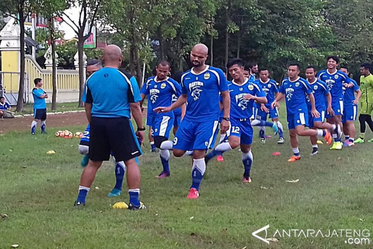 Mitra-Persib Ngotot Lolos ke Semifinal