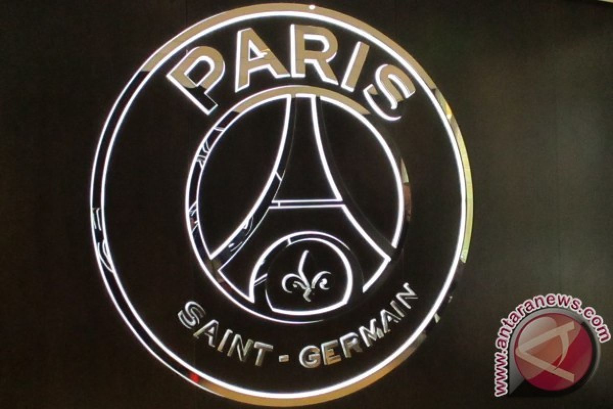 Tiba di Le Bourget Airport,  Pemain PSG Diserang Fans