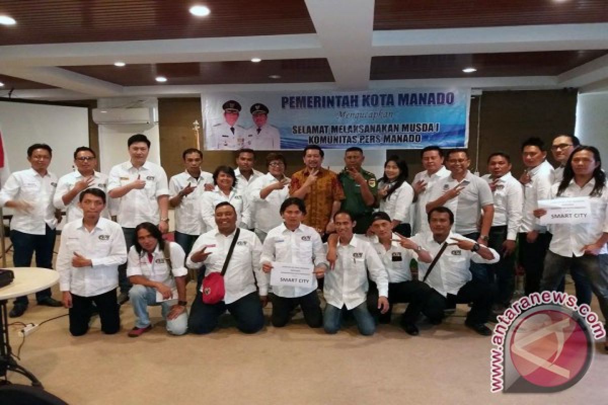 Politisi dan Birokrat Masuk Nominasi KPM Award 