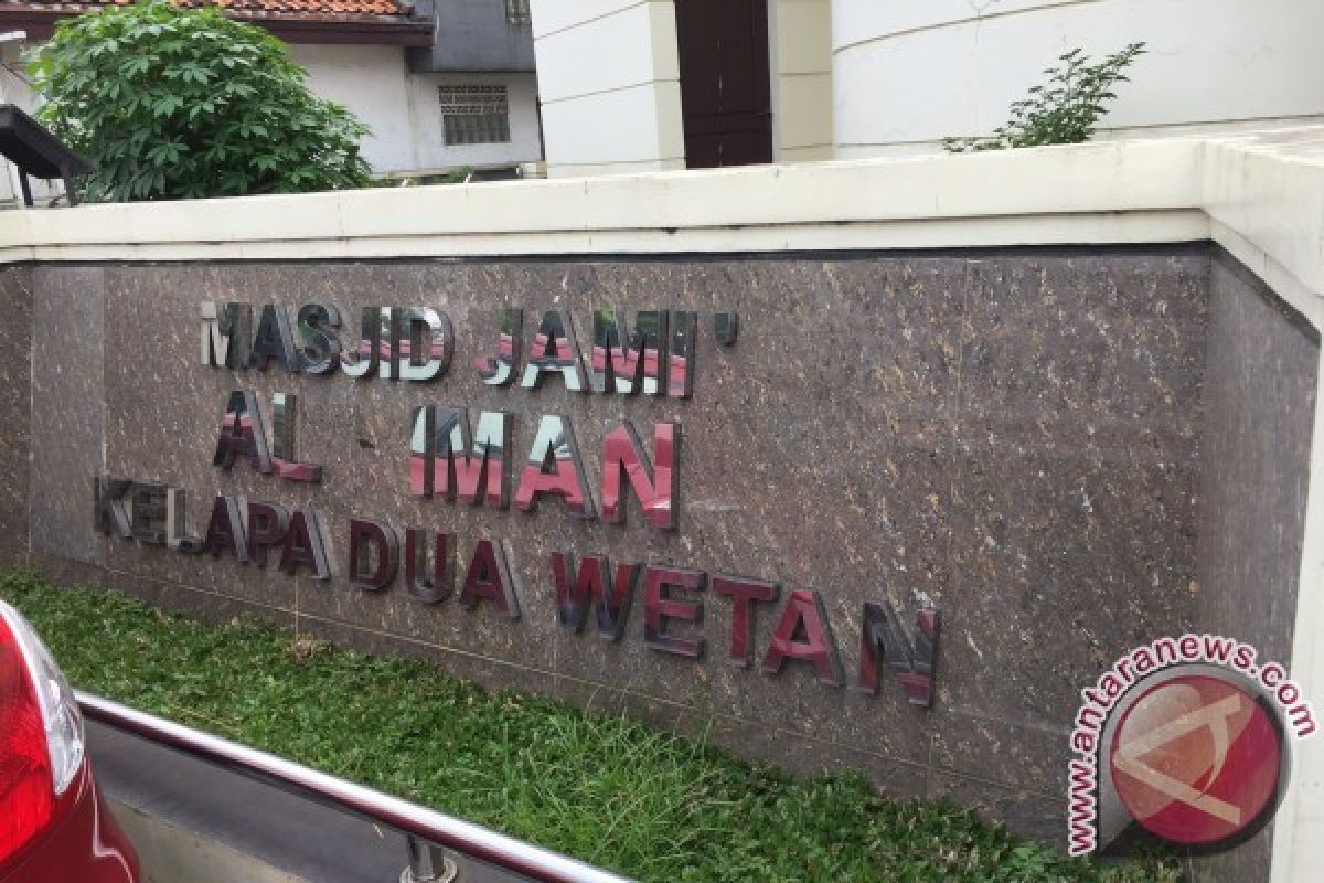 Pengurus Masjid Tegaskan tak Pasang Spanduk "Shalatkan Semua Jenazah"