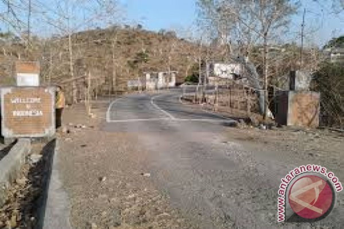 80,10 km jalan sabuk-merah diaspal pada akhir tahun