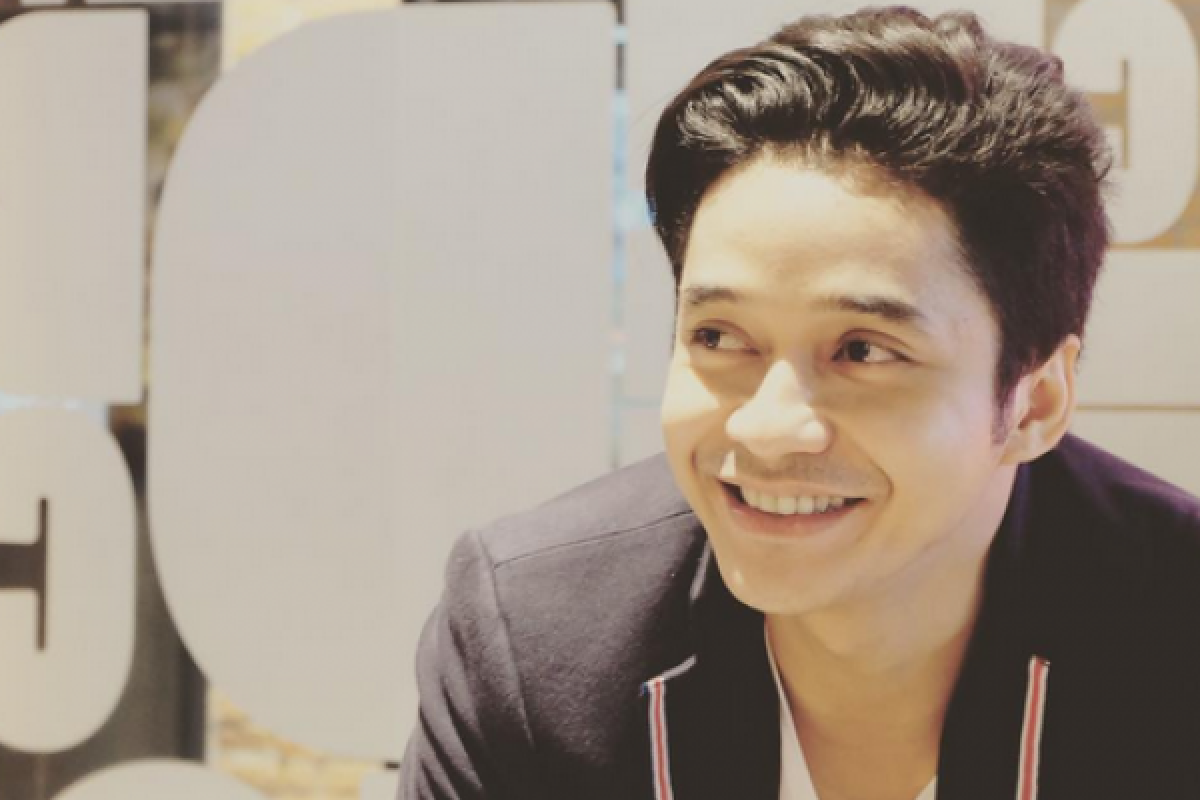 Pesinetron Adly Fayruz Maju Pemilihan Bupati Bandung Barat?