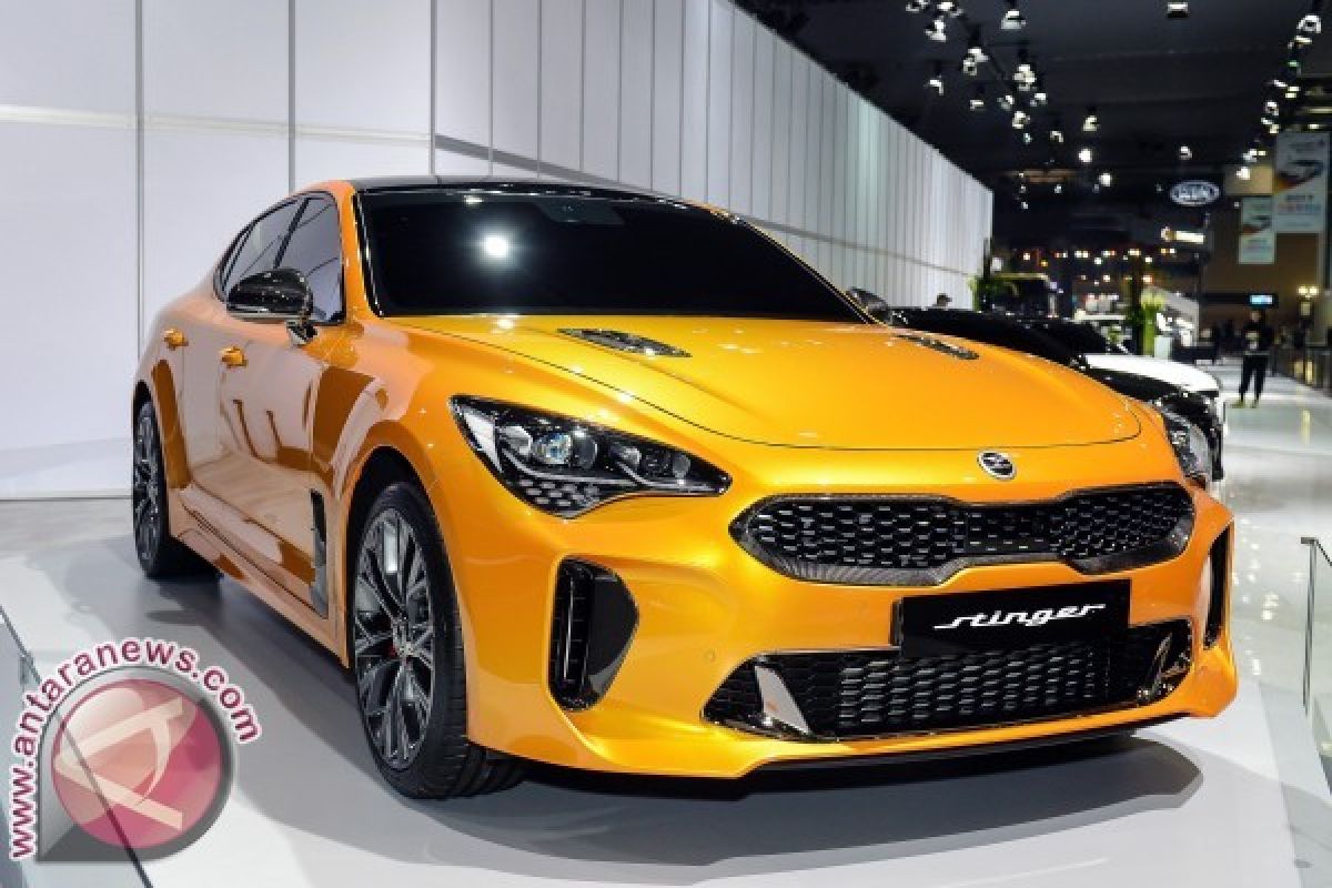 Kia Stinger Debut Asia di Seoul Motor Show