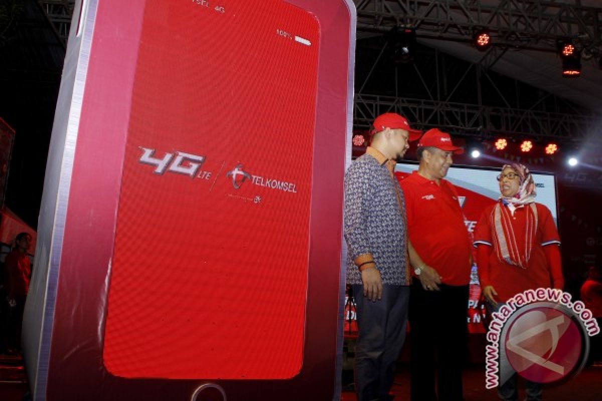 Telkomsel pasang 560 BTS di NTT