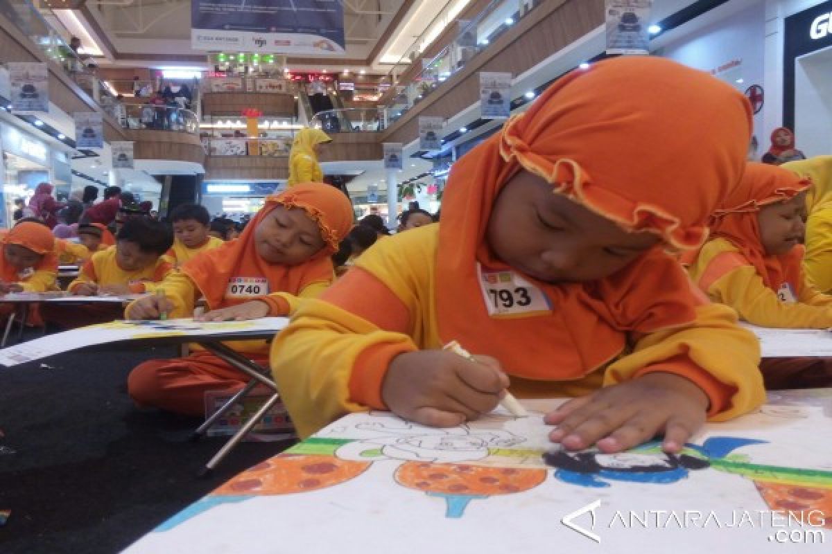 Pascola Ajak Siswa Cintai Nusantara Lewat Warna