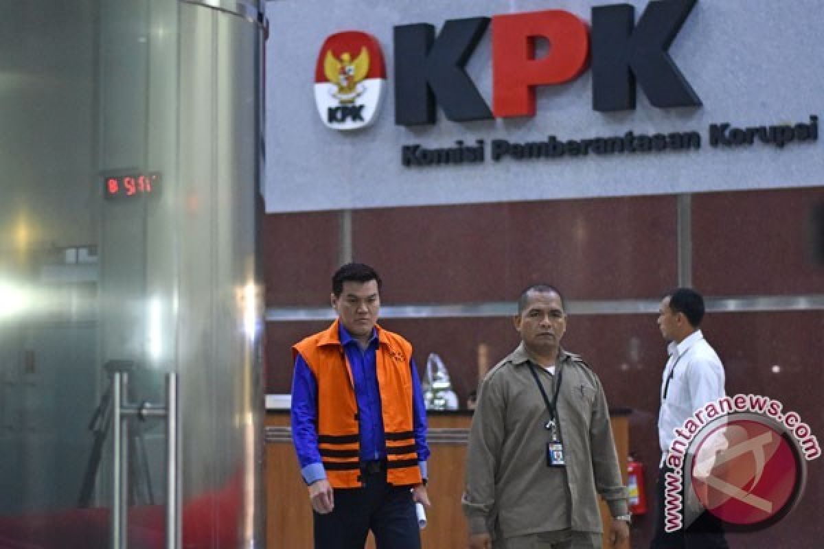 KPK Kembali Periksa Tersangka Korupsi KTP E Andi Narogong