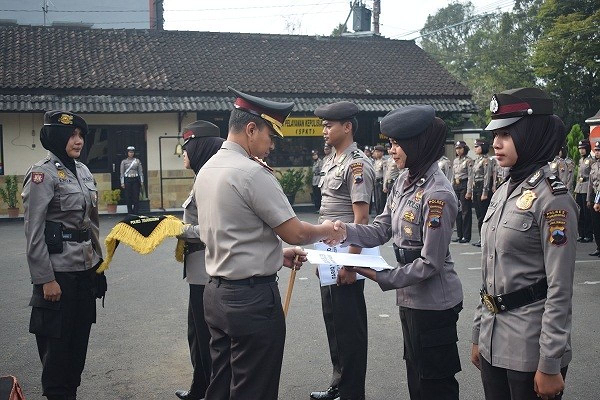 Gagalkan Aksi Penjambretan, Polwan Temanggung dapat Penghargaan