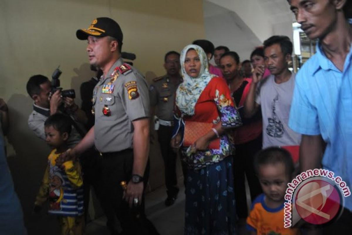 Keluarga korban penembakan polisi ajukan permintaan