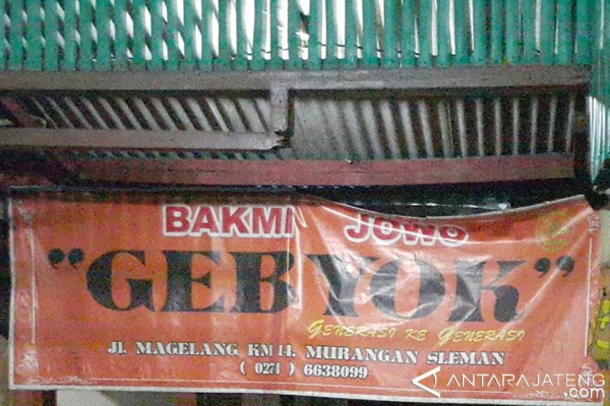 Sedapnya Bakmi Gebyok