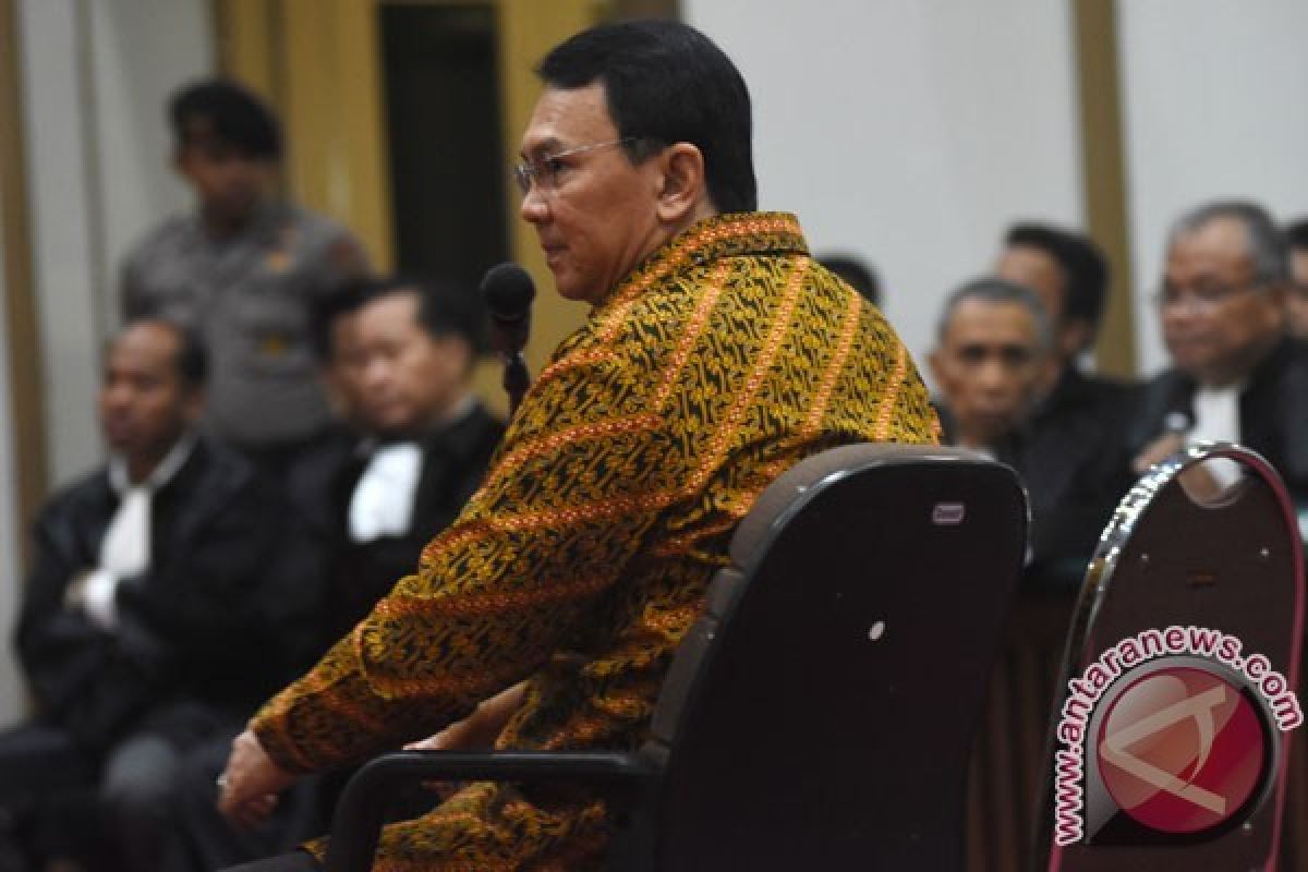 KY Minta Majelis Hakim Sidang Ahok tetap Independen