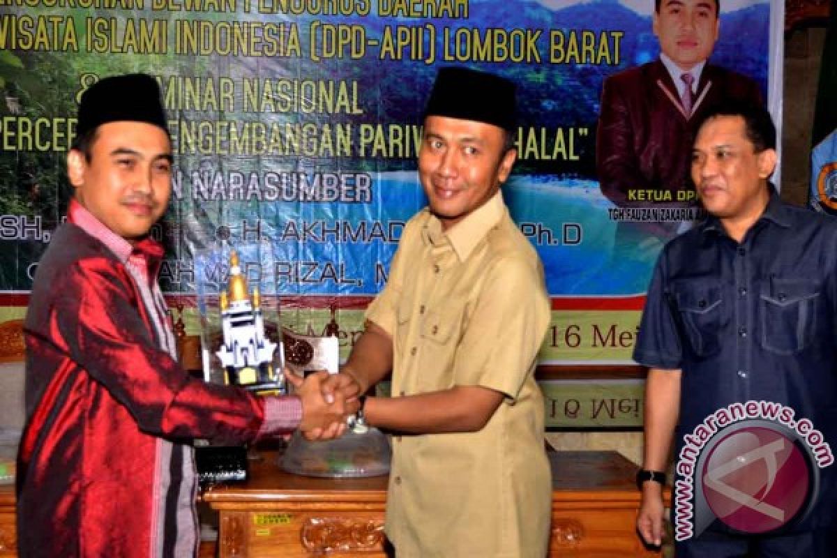 Lombok Barat Bentuk Asosiasi Pariwisata Islami Indonesia 