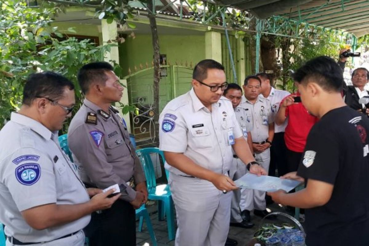 Jasa Raharja Serahkan Santunan Korban KA Tabarak Avansa