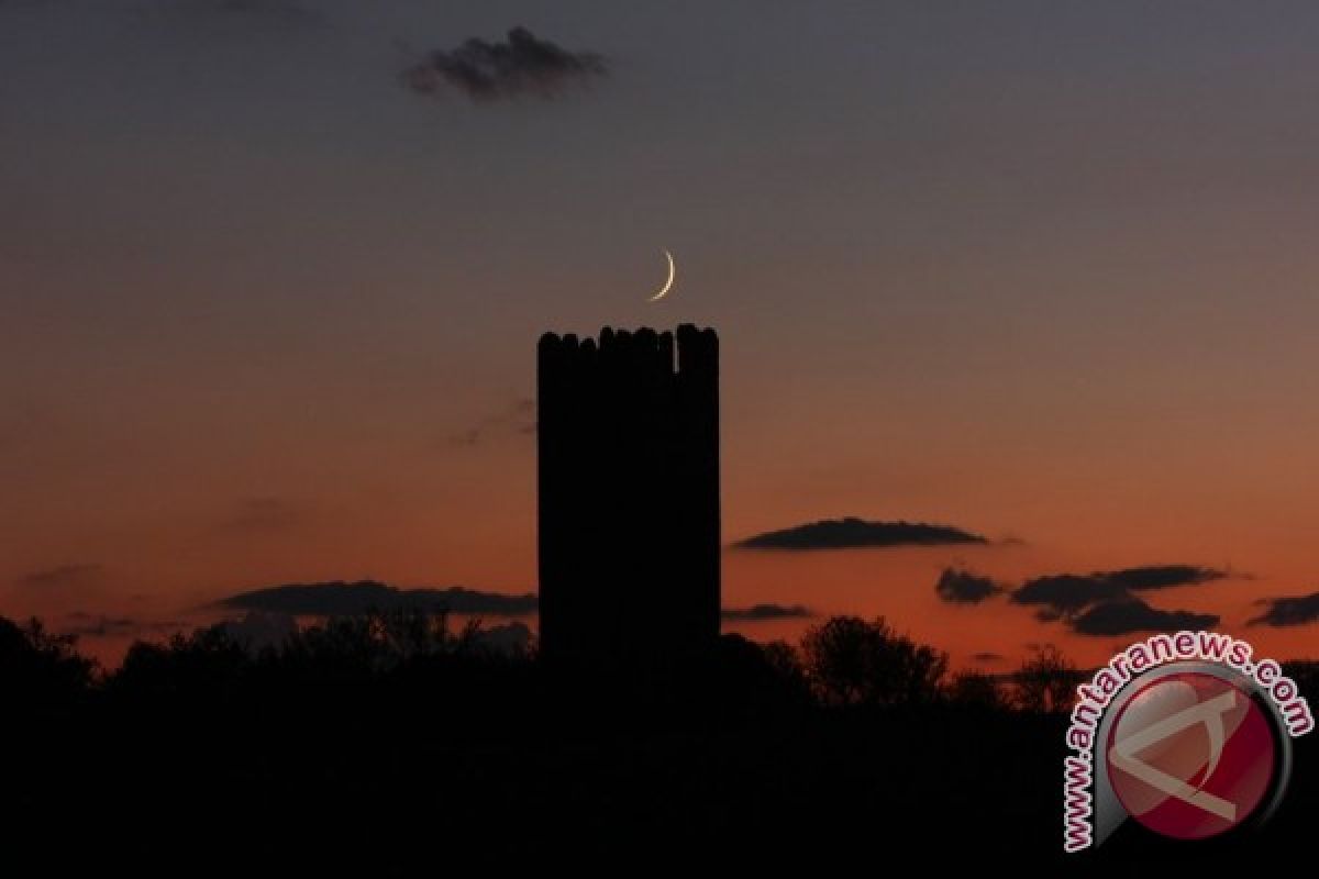 Umat Muslim Tunggu Pengumuman Ramadhan 1438 Hijriah 