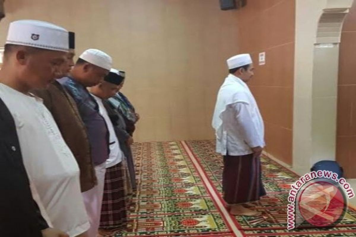 Polres Kotim Gelar Shalat Ghaib Doakan Korban Bom