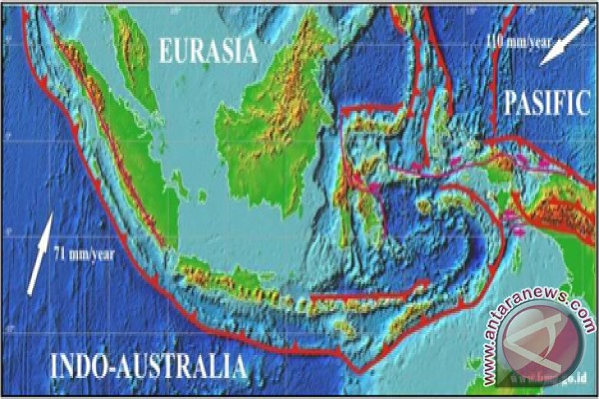 Aktivitas Lempeng Indonesia-Australia 