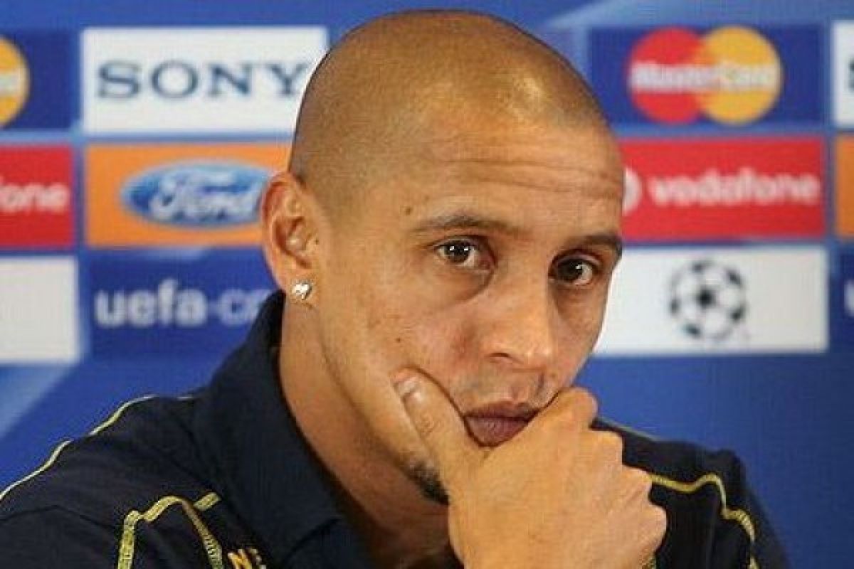 Roberto Carlos Siap Tukangi South Melbourne