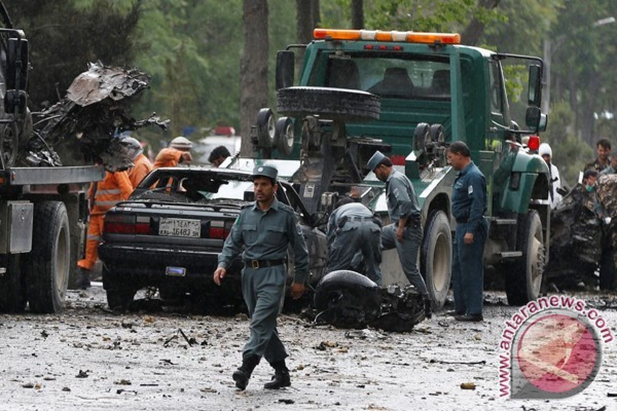 Paling tidak 12 tewas akibat ledakan di dekat makam Afghanistan