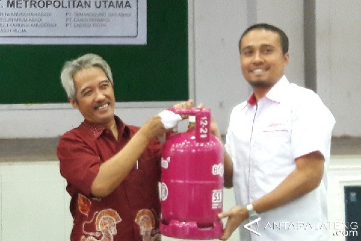 Pertamina Ajak PNS, Polisi, dan TNI Tinggalkan Elpiji 3 Kg