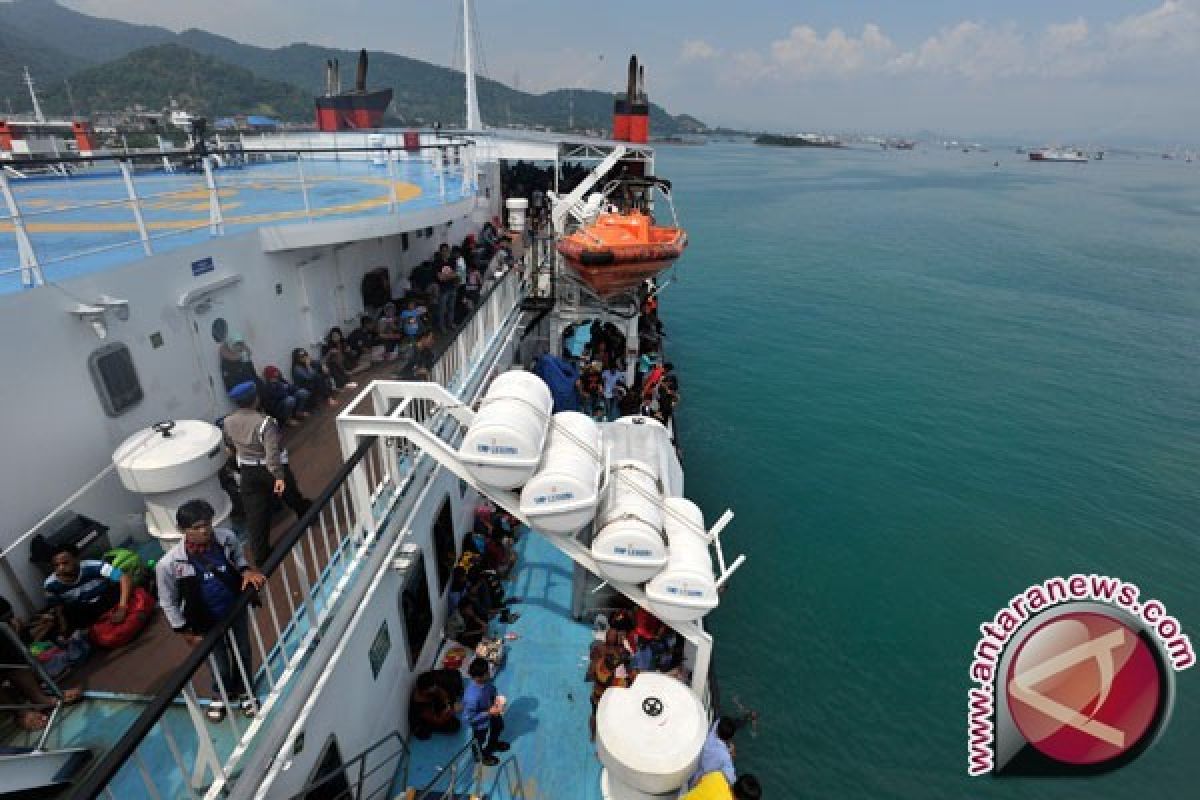 Cuaca ekstrim, ASDP Tanjungkalian Muntok tunda penyeberangan ke Sumatera