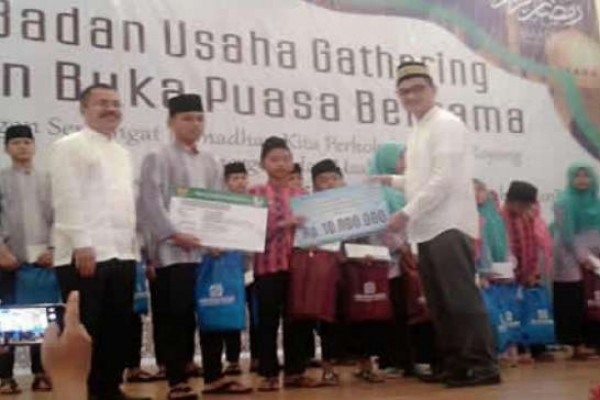 Puluhan Anak Panti Asuhan Terima Santunan BPJS Kesehatan Divre II