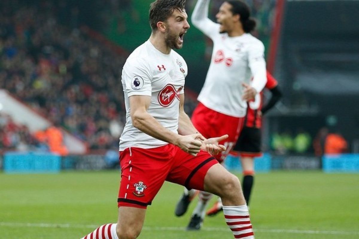 Southampton Perpanjang Kontrak Jack Stephens Hingga 2022