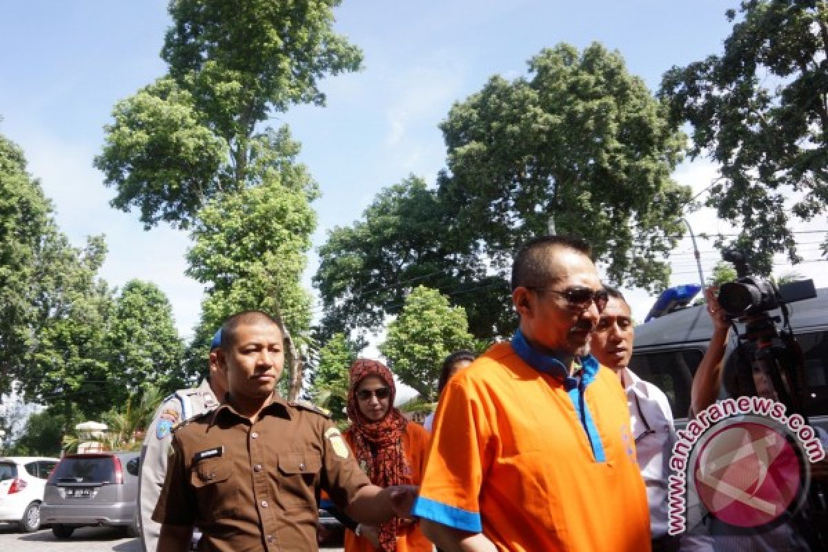 Gatot Brajamusti Berencana Ajukan Peninjauan Kembali