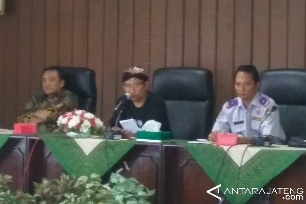 Bupati Dorong Penggantian Armada Angkutan Kota di Purwokerto