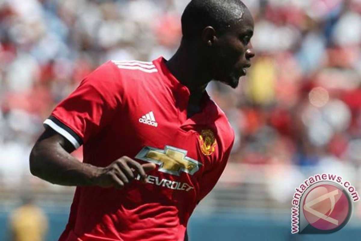 Eric Bailly absen, Solskjaer bertekad meminang bek Harry Maguire