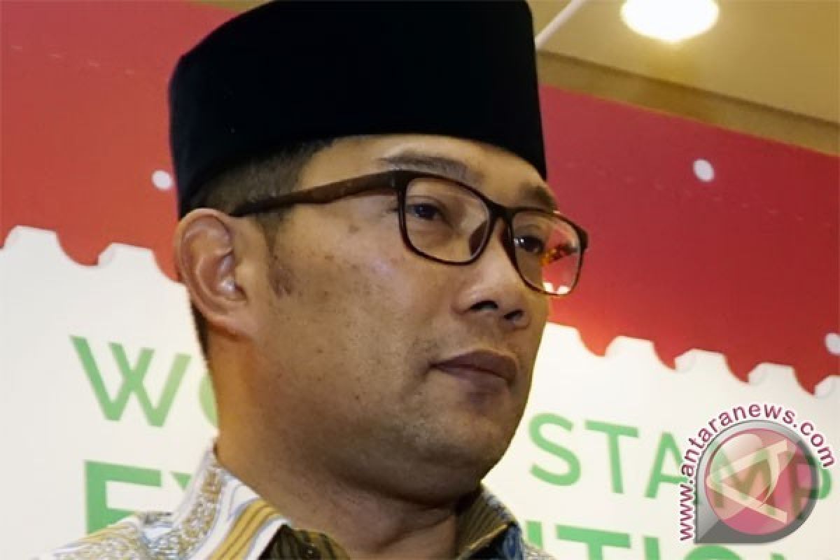 Survei: Ridwan Kamil Cocok Gandeng Deddy Mizwar, Aa Gym