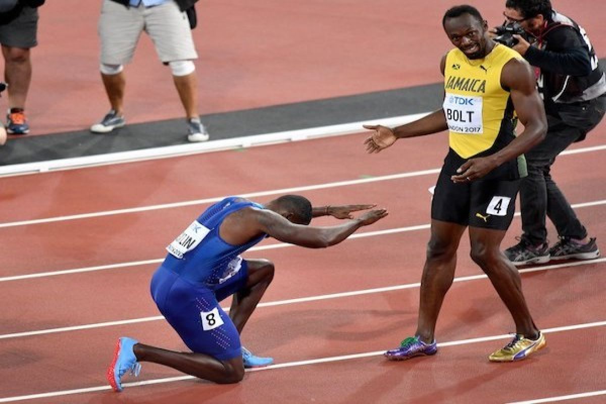 Gatlin Ungguli Bolt Raih Gelar Dunia