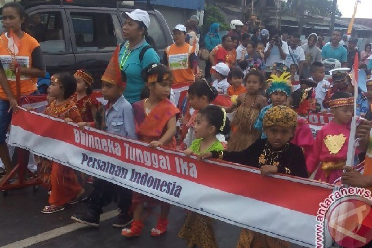 1.500 siswa TK/PAUD Biak ikut karnaval Kemerdekaan RI 