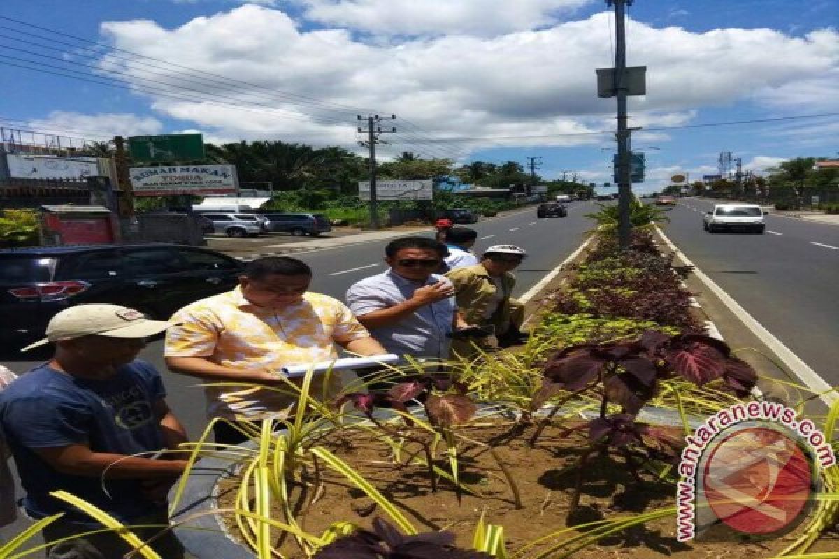 Komisi C DPRD Manado Periksa Proyek Taman 2,5 KM