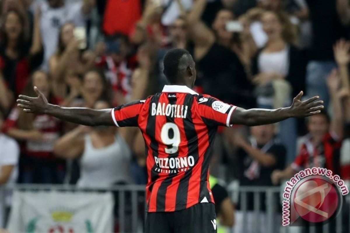 Balotelli sebut Vieira yang membujuknya bertahan di Nice