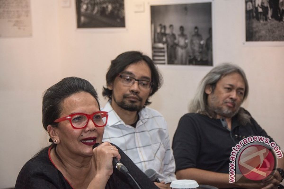 Pandangan Christine Hakim soal film bertema politik di Indonesia