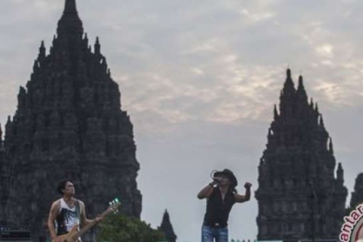 Ikatan Ahli Arkeologi Indonesia Protes Festival Rock Di Halaman Prambanan