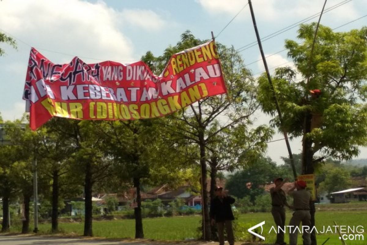 Pengosongan Lahan Milik PTPN IX Berjalan Lancar