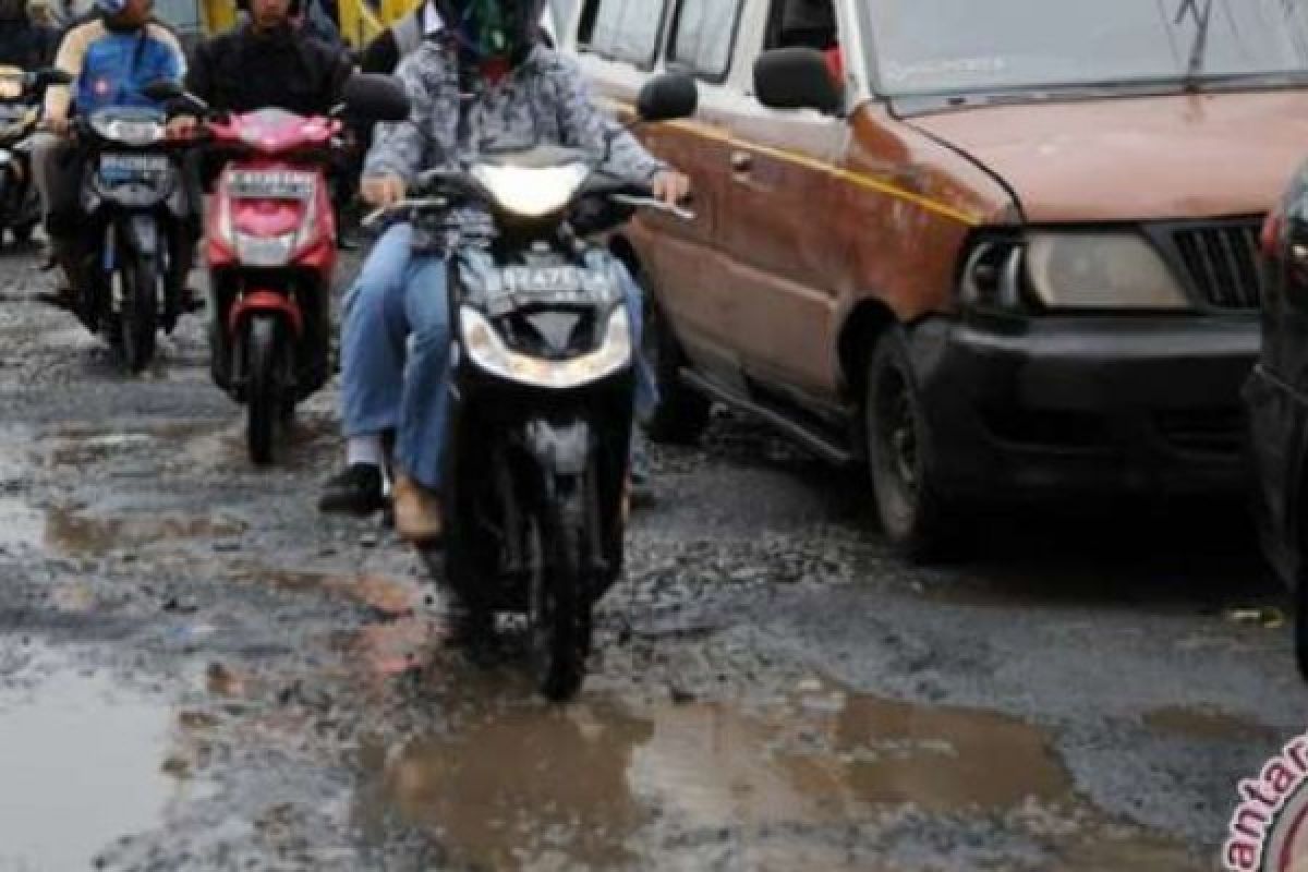 Anggaran Perbaikan Jalan Pekanbaru Mencapai Rp600 Juta