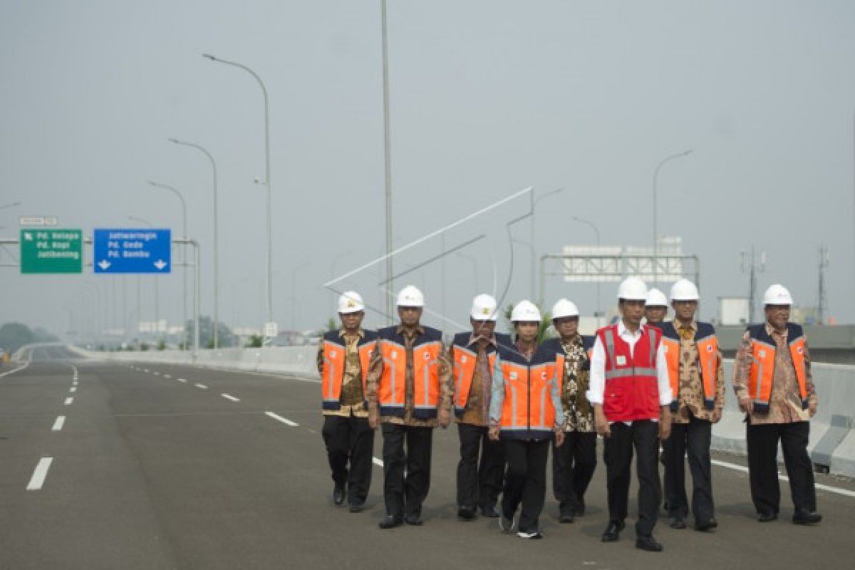 Transaksi tol Becakayu tiga pekan digratiskan