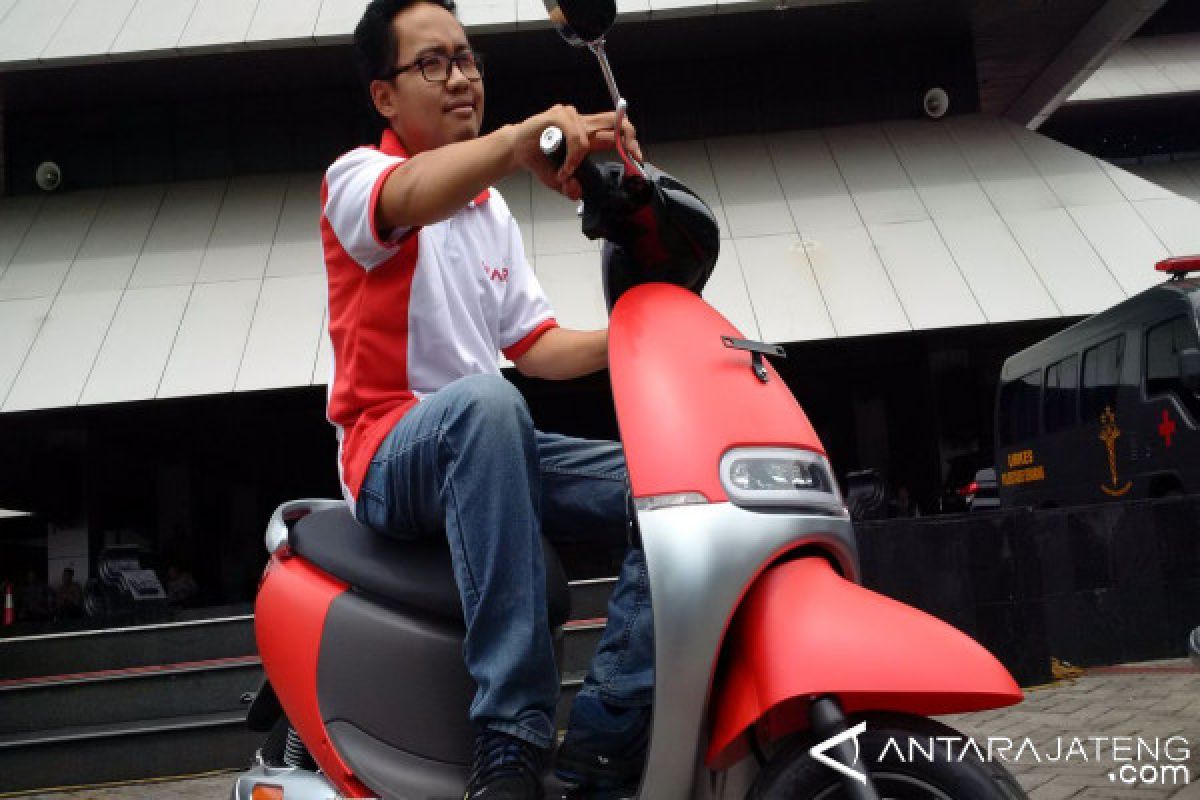 Motor Listrik Viar Segera Didesain Keluarkan Suara