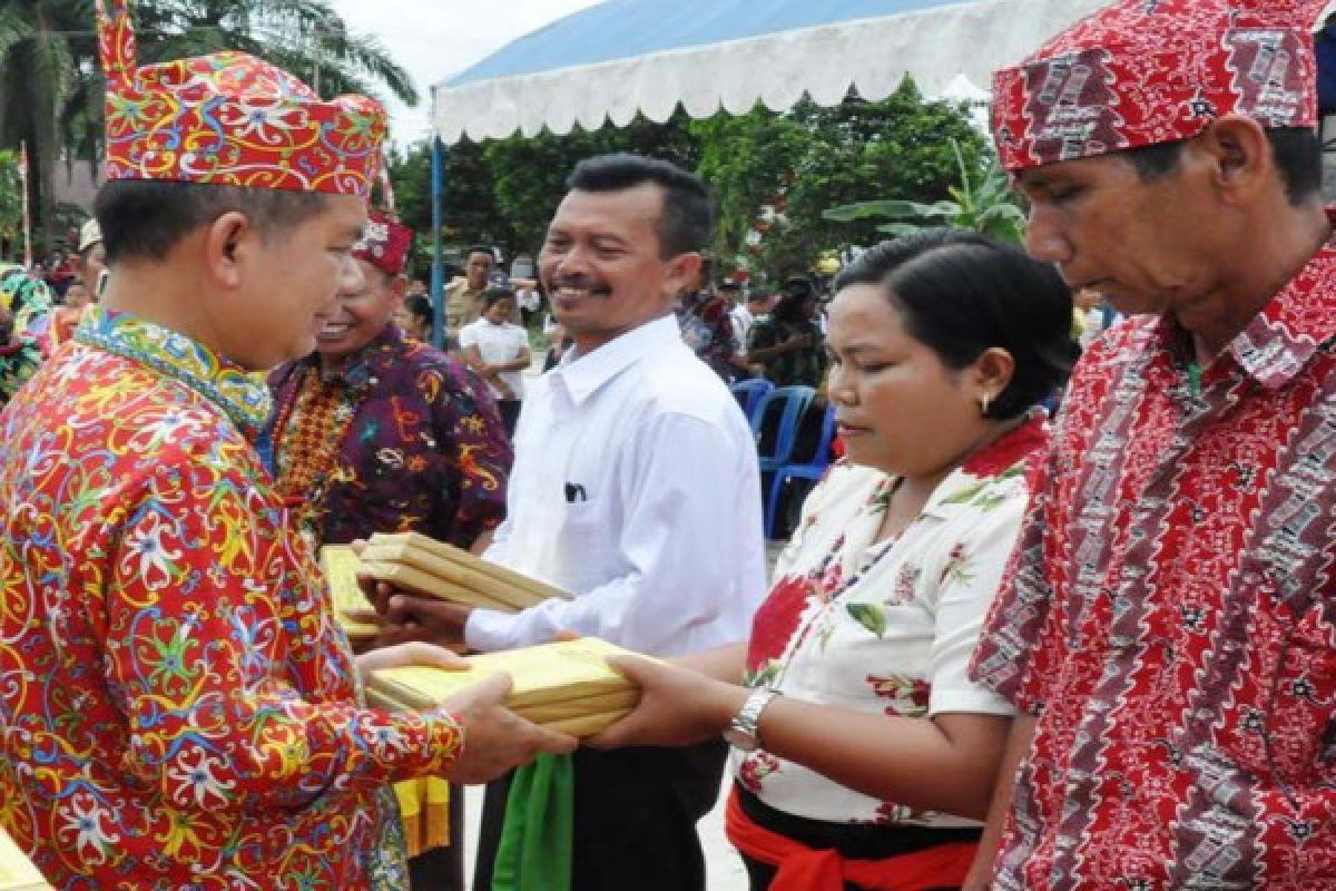 Festival Tandak Intan Kaharingan Kapuas Ajang Pererat Tali Persaudaraan