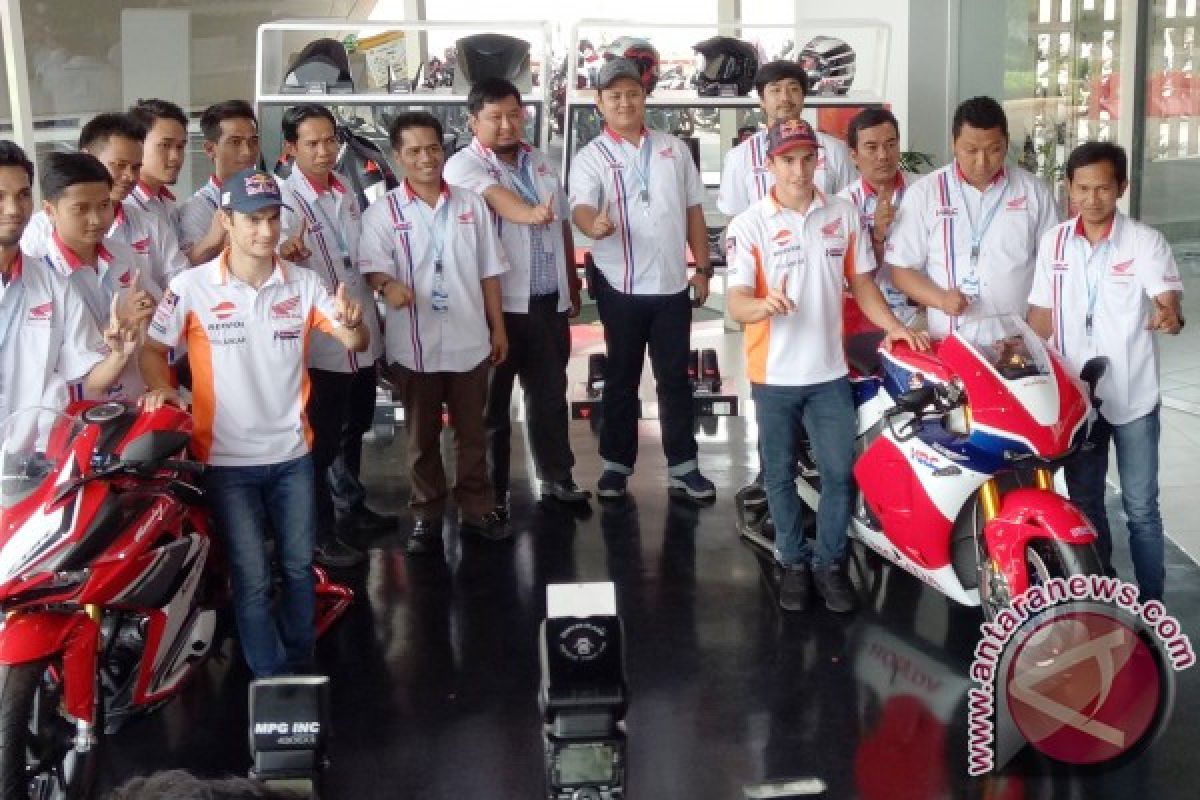 Mau Aman Berkendara, Simak Tips Marquez-Pedrosa