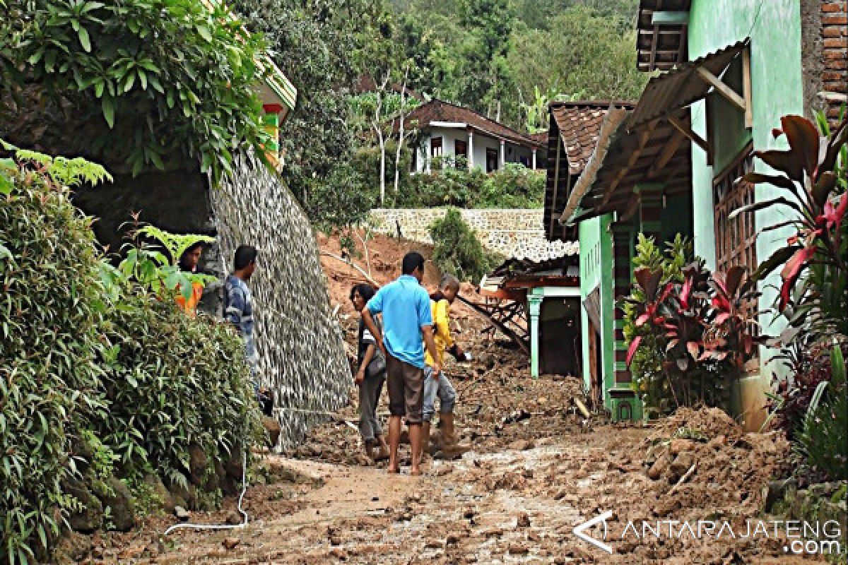 Bersama Meminimalkan Risiko Dampak Bencana