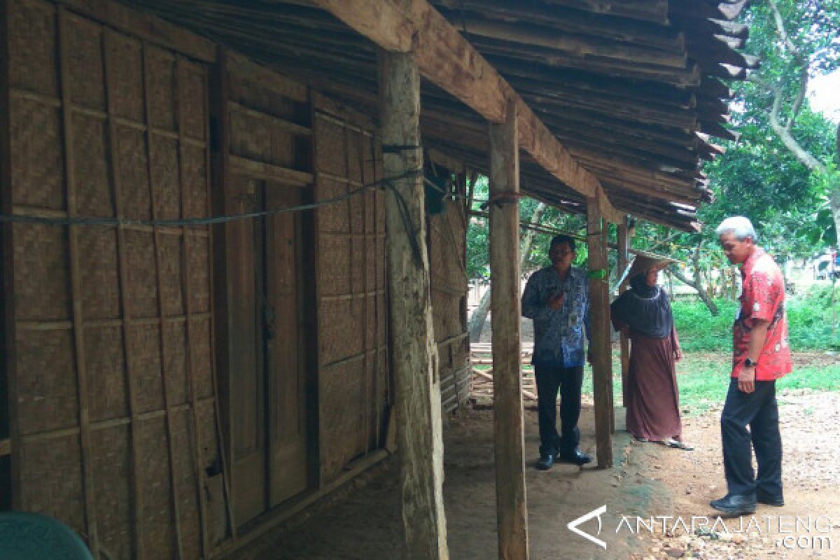 Rumah Seorang Buruh di Grobogan Dapat Bantuan Perbaikan