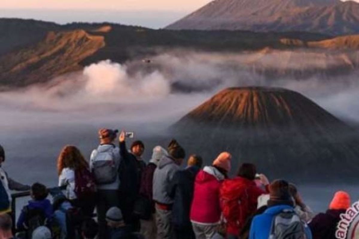 Pariwisata Gunung Bromo Kini Didukung Adanya Berbagai Pusat Informasi