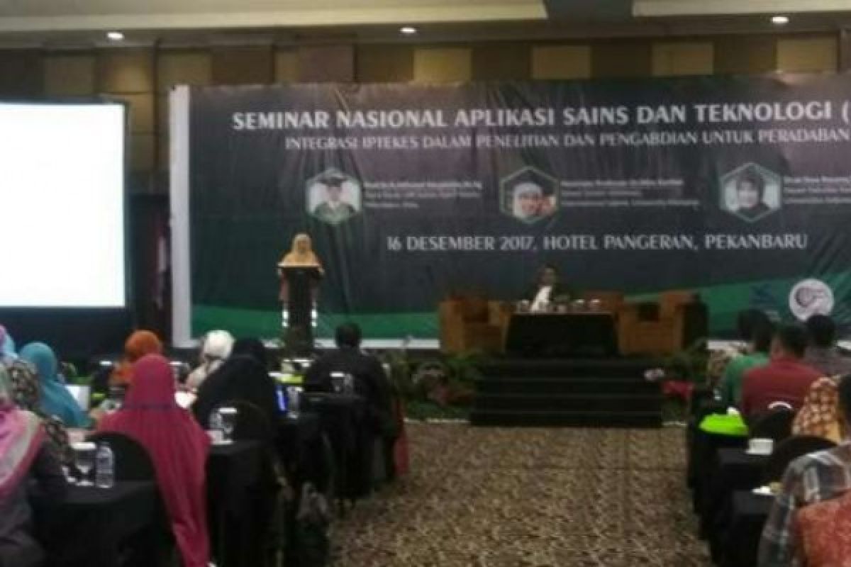 200 Pemakalah se-Indonesia Ikuti Senastek Univrab di Pekanbaru